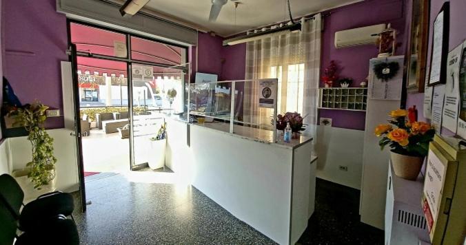 Hotel Violetta ปาร์มา ภายนอก รูปภาพ